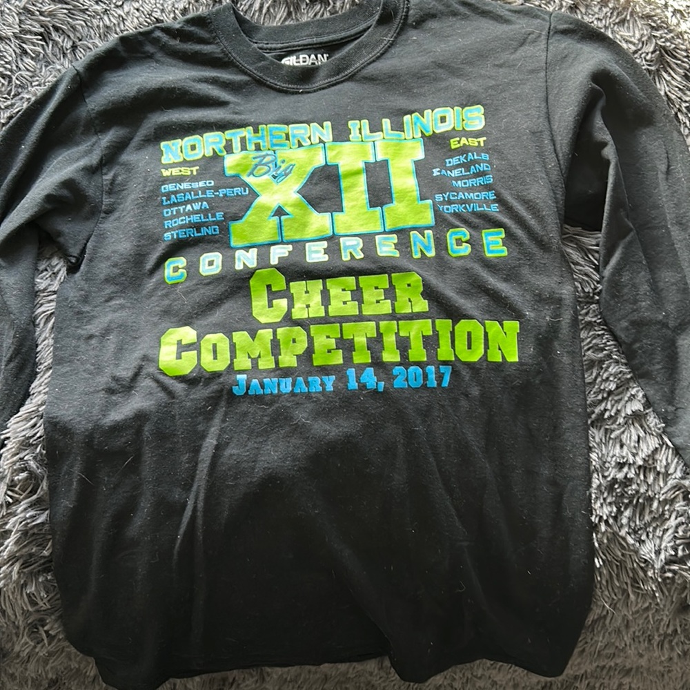 Long sleeve teens black shirt